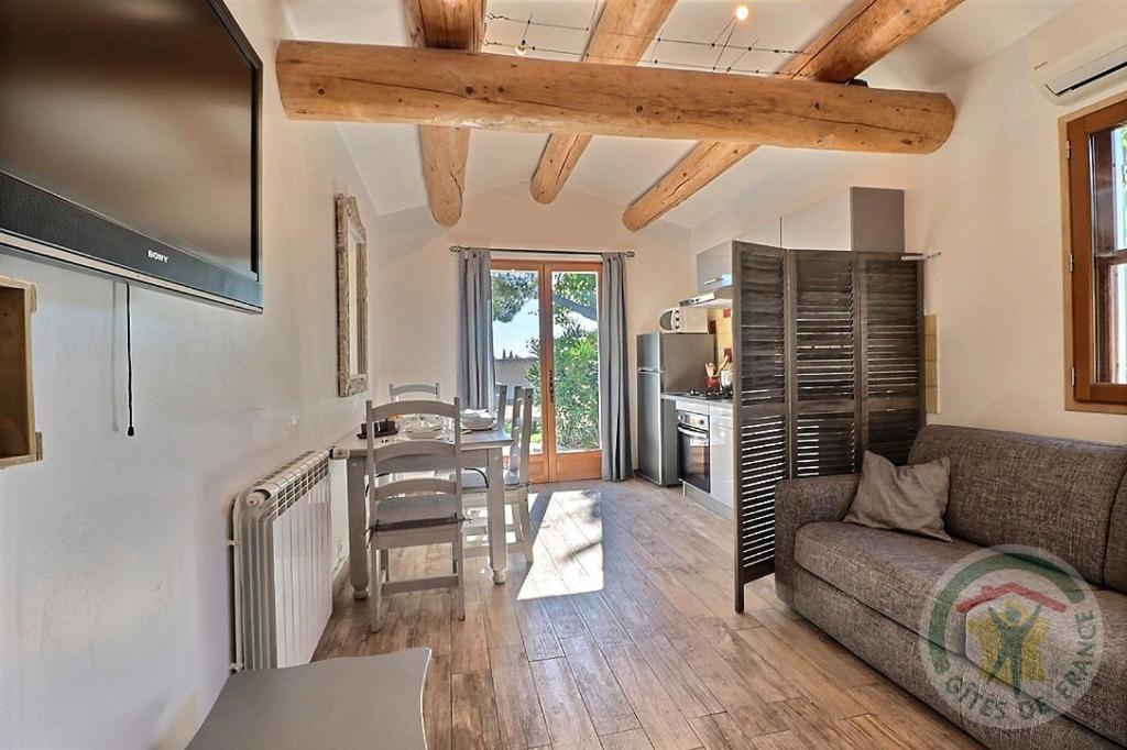 Mas De Plisset Apartment Saint-Gilles  Exterior photo